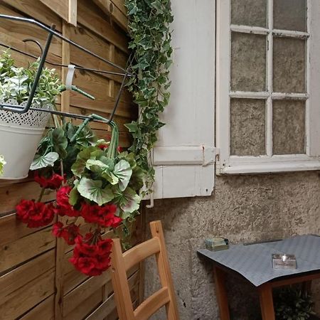 Now Bastidor Jovial Hostel Lisbon Exterior photo